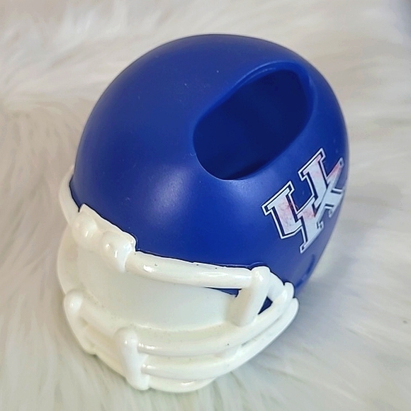 UK University of Kentucky Wildcats Cats Rubber Mini Football Helmet Pen Holder - Picture 13 of 16